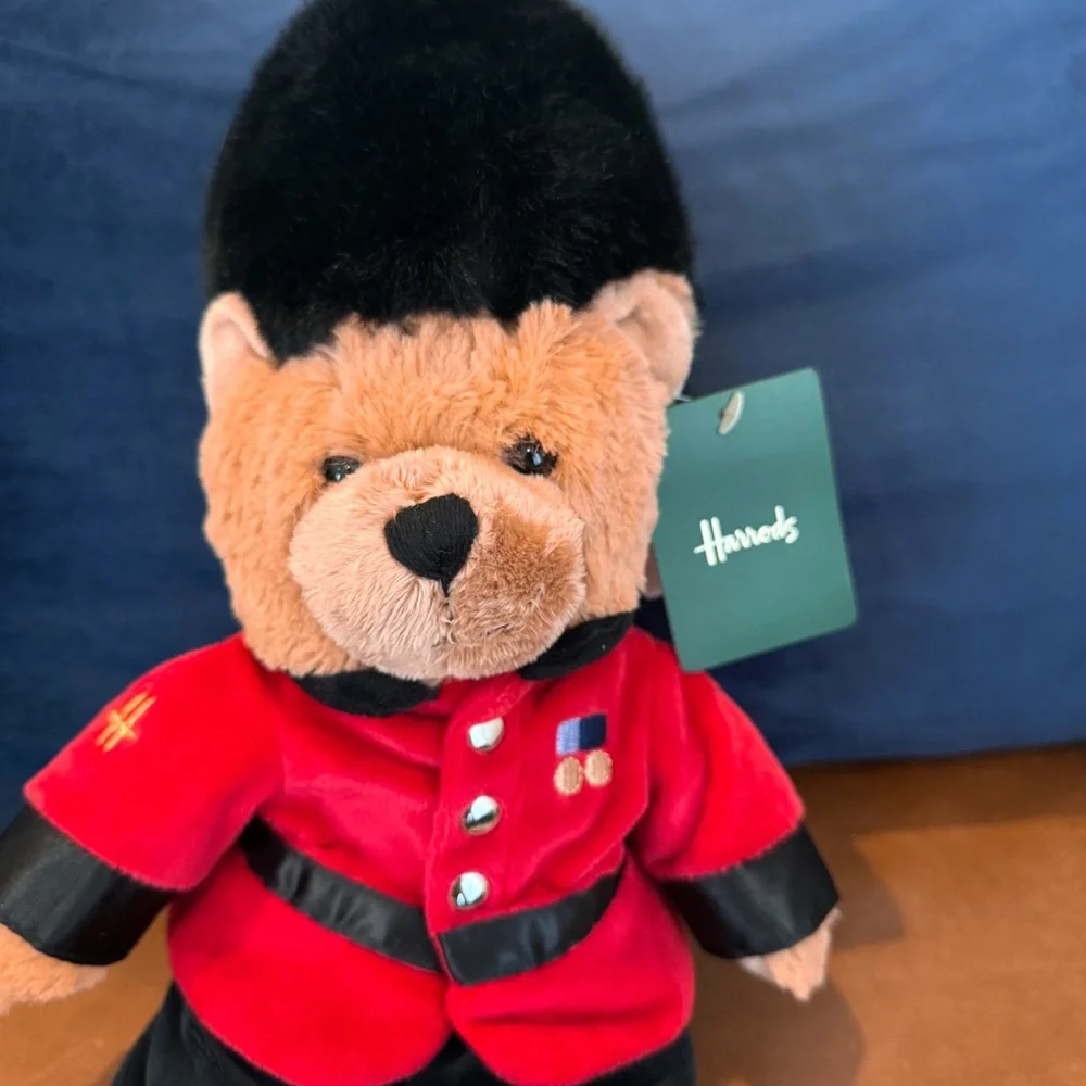 NWT✨ Harrods Guardsman Bear 2023 Season - Picture 2 of 6